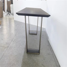 ہلکے چمڑے کے کھانے کی کرسیاں